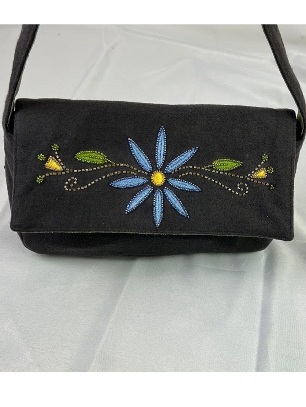 VINTAGE PAINT THE LILY Beaded Fabric Shoulder Bag Gray NWOT